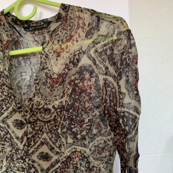Zara Woman Green Abstract Printed Sheer Asymmetrical Hem Blouse - Oversized XS S - Picture 7 of 13